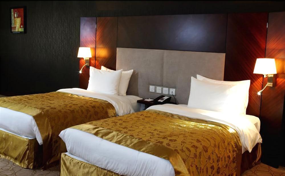 Amt Mena Aparthotel Doha Eksteriør bilde