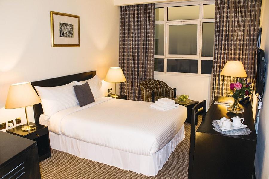 Amt Mena Aparthotel Doha Eksteriør bilde