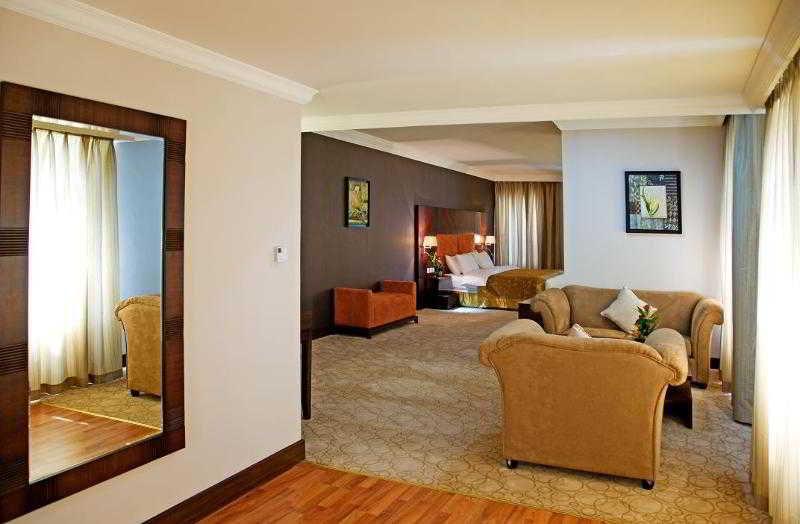Amt Mena Aparthotel Doha Eksteriør bilde