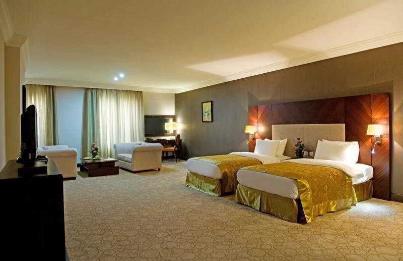 Amt Mena Aparthotel Doha Eksteriør bilde